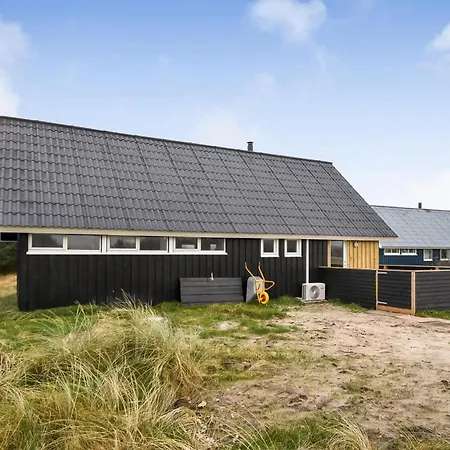 Moderniseret Traehus Med Og Sauna Sj9 *